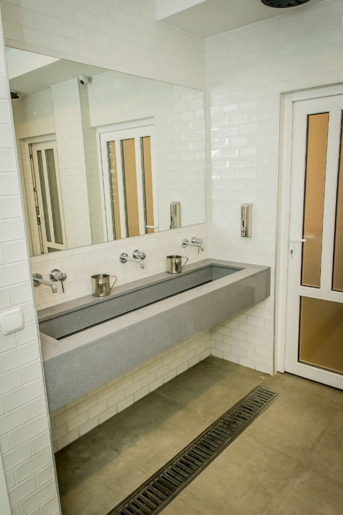 Washroom sinks